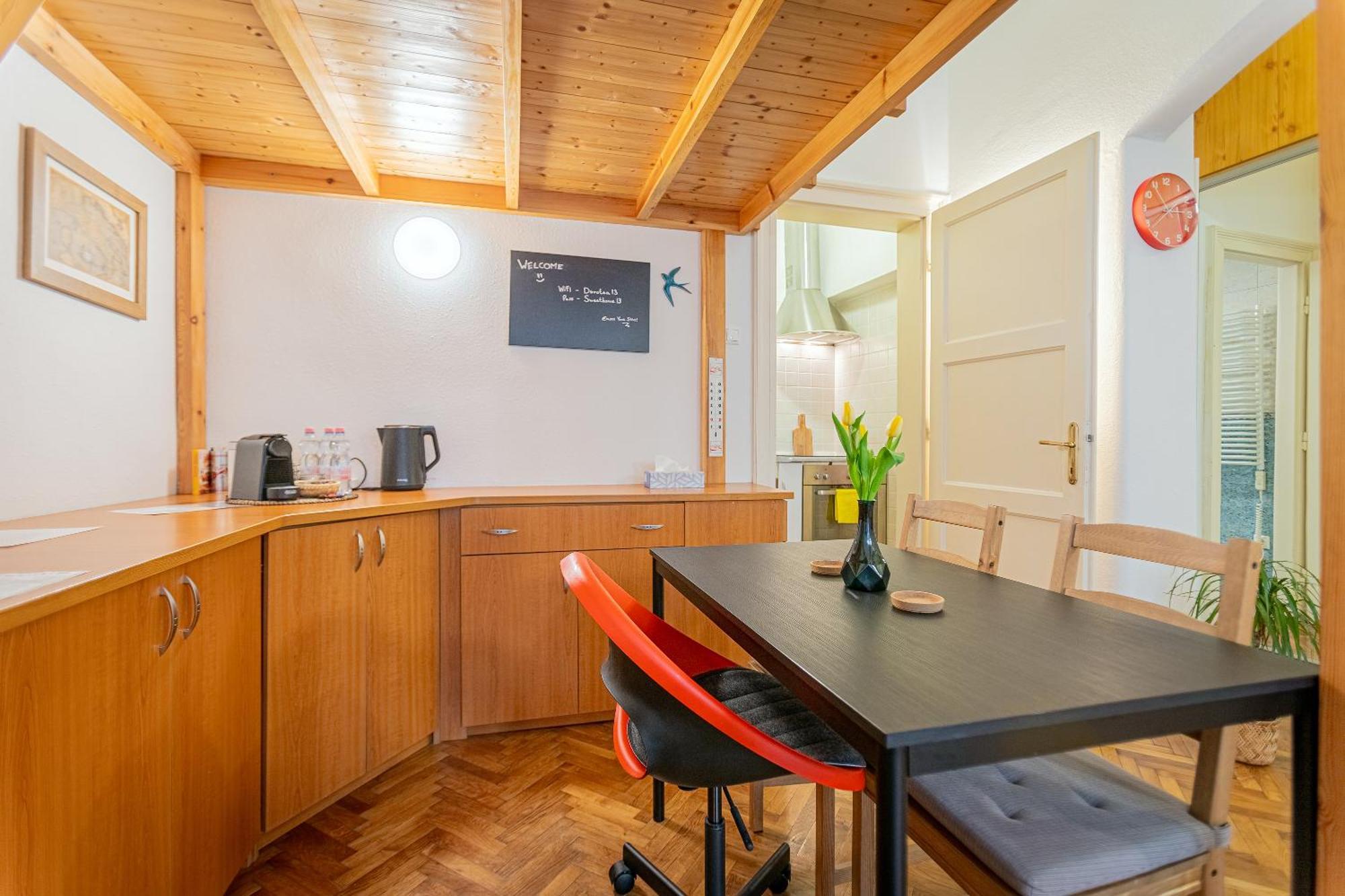 Dorotea - Cosy Home In The Heart Of Budapesta Exterior foto